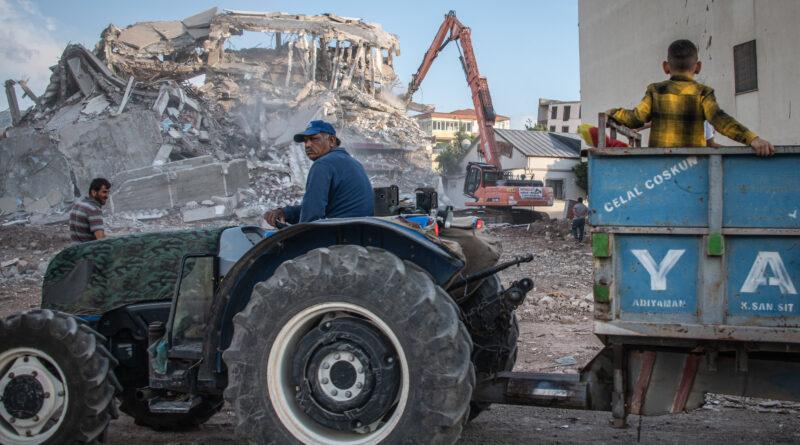 Clearing rubble after the 2023 earthquake in Turkey